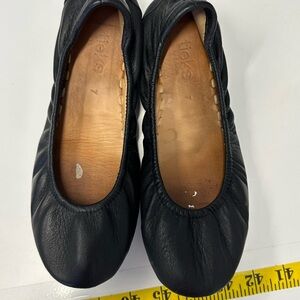 Tieks Flats Black